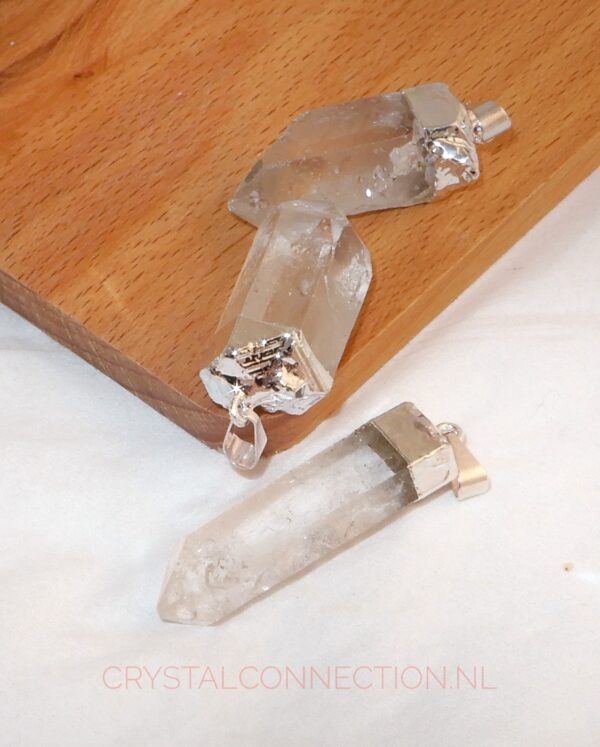 Bergkristal-punt-hanger-verzilverd-kopje Bergkristal hanger