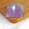 amethist-piramide-3x1.8cm Maansteen kussensteen