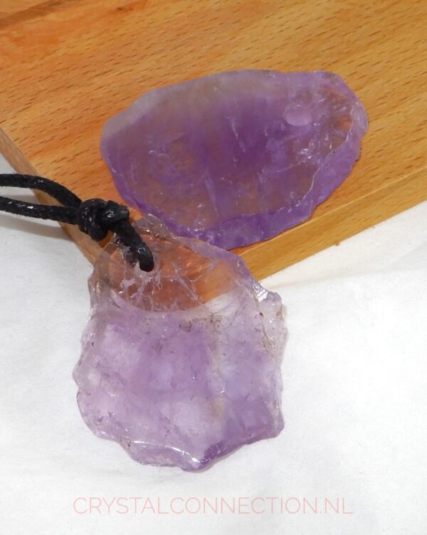 amethist-ruw-schijf-doorboorde-hanger Amethist doorboorde hanger