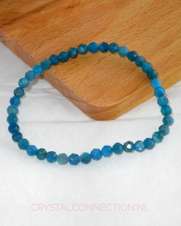 apatiet-armband-facet-4mm Apatiet armband