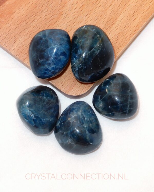 apatiet-trommelsteen-a-kwaliteit-groot-scaled Apatiet schijfsteen