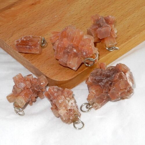 aragoniet-hanger-ruw Aragoniet hanger