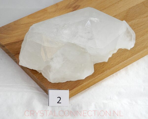 bergkristal-ruw-no2 Amethist ruw