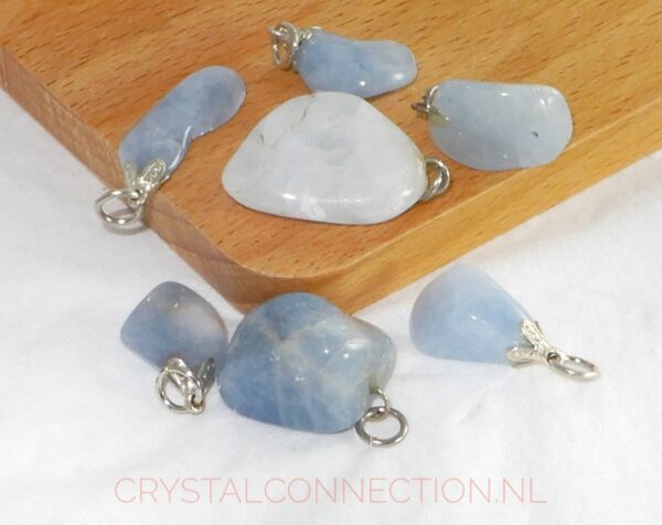 calciet-blauw-hanger Calciet druppelhanger