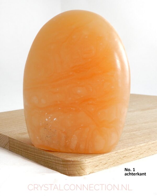 Calciet oranje-perzik vrije vorm