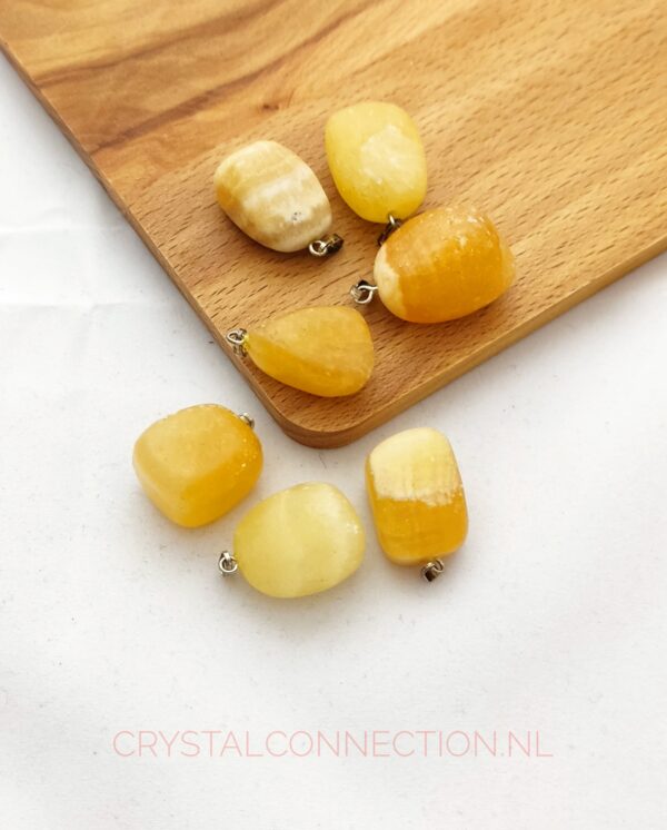 calsiet-hanger-oranje-middel Calciet hanger