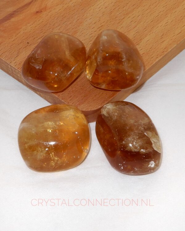 calsiet-honing-donker-trommelsteen Calciet trommelsteen