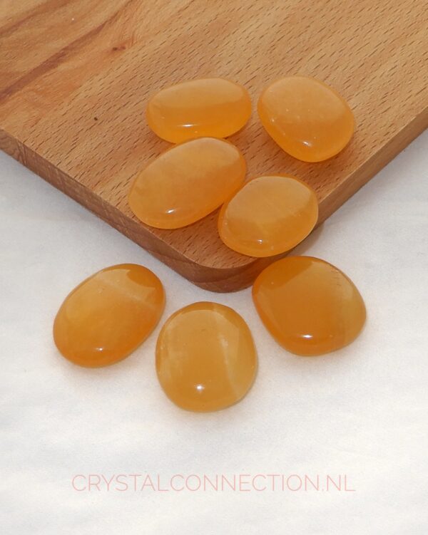 calsiet-oranje-amulet Calciet oranje schijfsteen