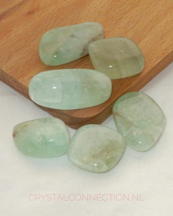 calsiet-smaragd-trommelsteen-scaled Calciet trommelsteen