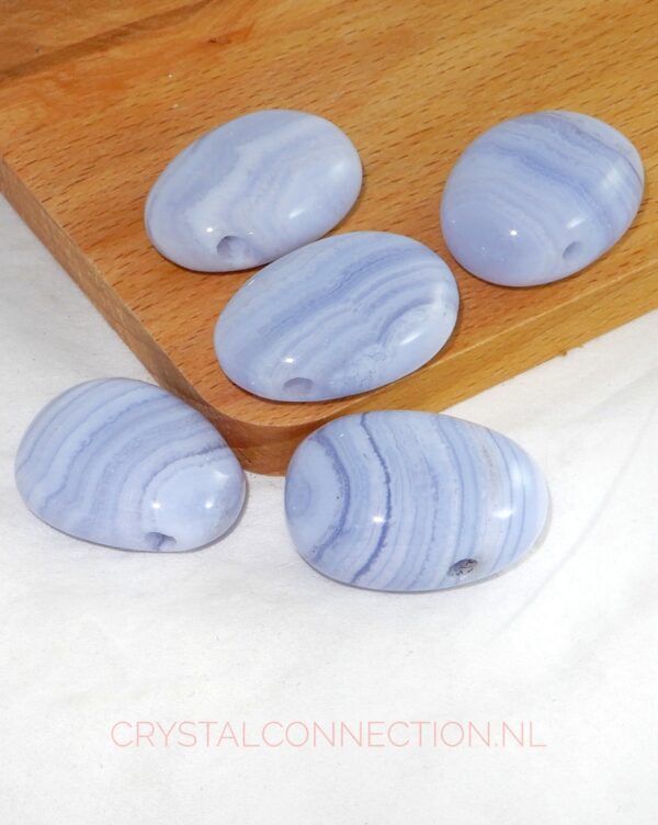 chalcedoon-extra-doorboorde-hanger Chalcedoon doorboorde hanger