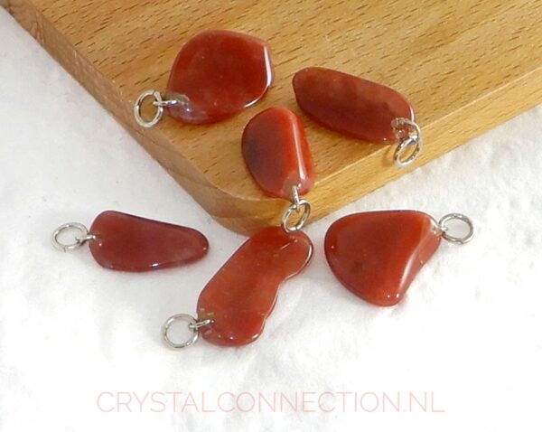 chalcedoon-hanger-rood-1 Chalcedoon hanger