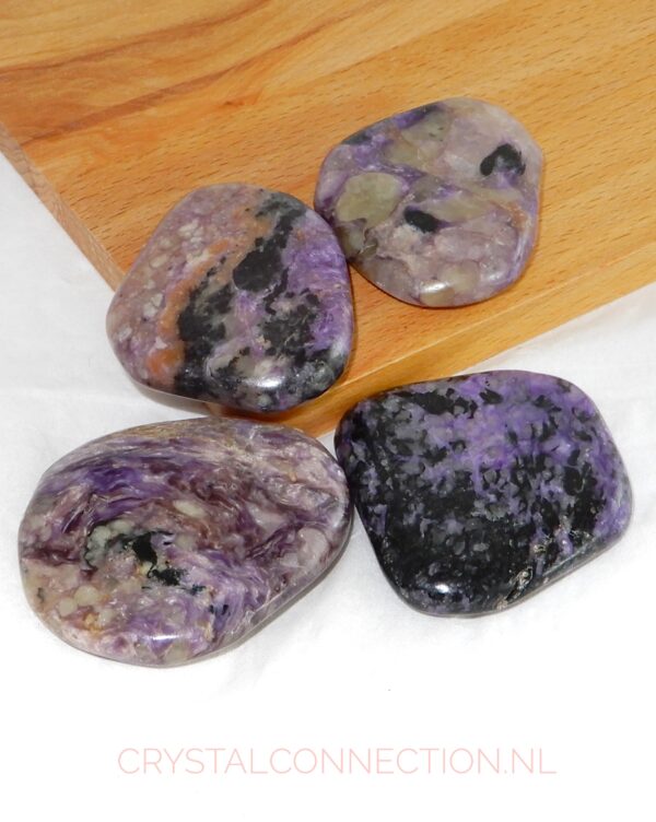 charoiet-schijfsteen-20-30g Charoiet schijfsteen