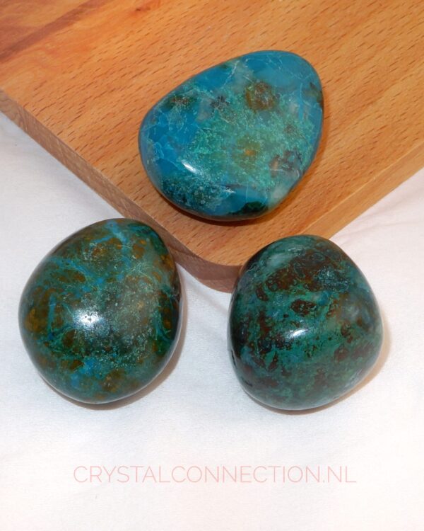 chrysocolla-trommelsteen-groot-scaled Chrysocolla trommelsteen