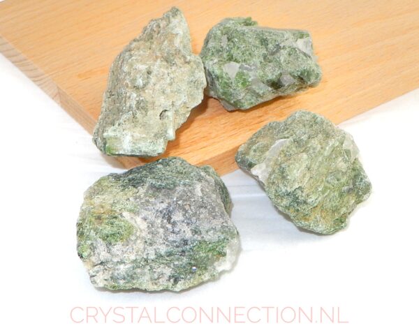 diopsiet-ruw-40-50g Diopsiet ruw