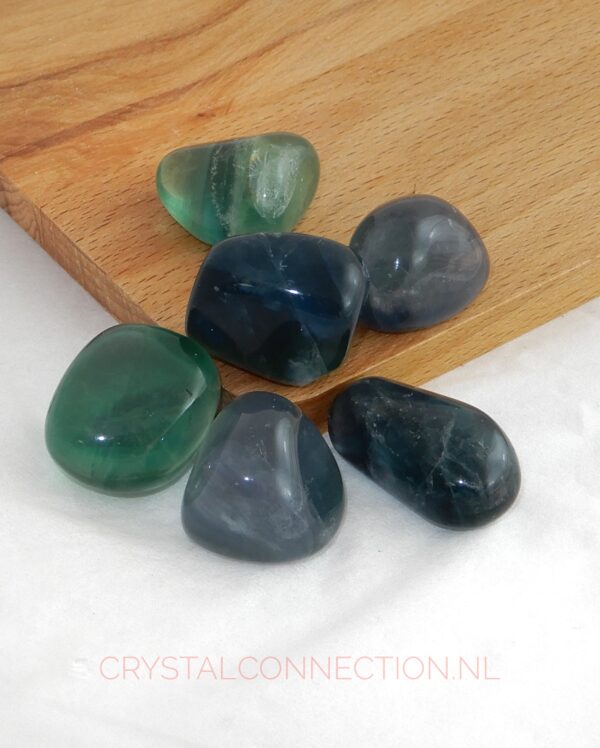 fluoriet-blauw-trommelsteen-middel Fluoriet trommelsteen