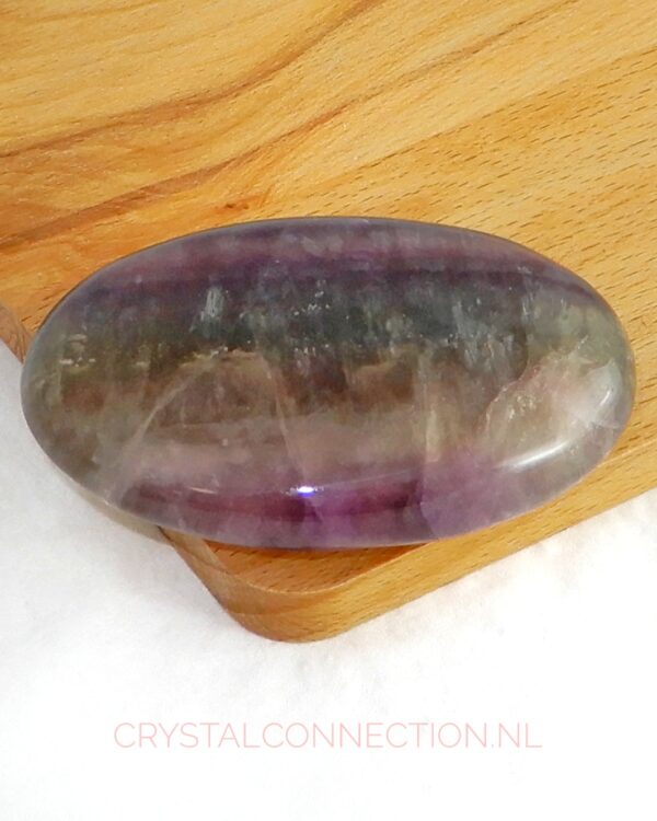 fluoriet-donker-massage-steen Aventurijn massagesteen