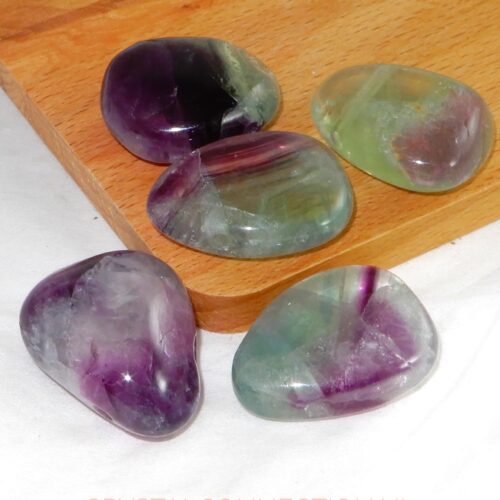 fluoriet-regenboog-doorboorde-hanger Fluoriet doorboorde hanger