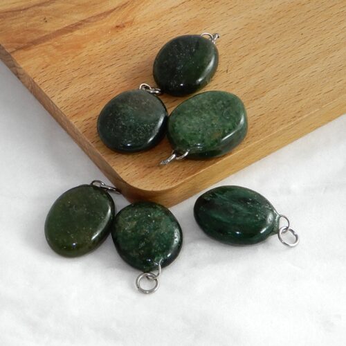 fuchsiet-hanger-plat Fuchsiet hanger