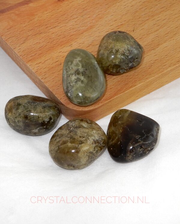 granaat-groen-trommelsteen-middel Granaat trommelsteen