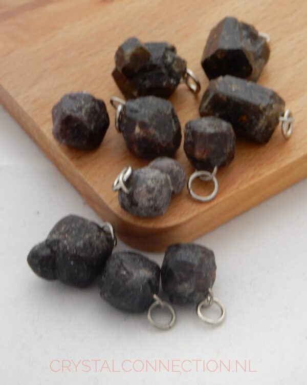 granaat-hanger-ruw-scaled Granaat hanger