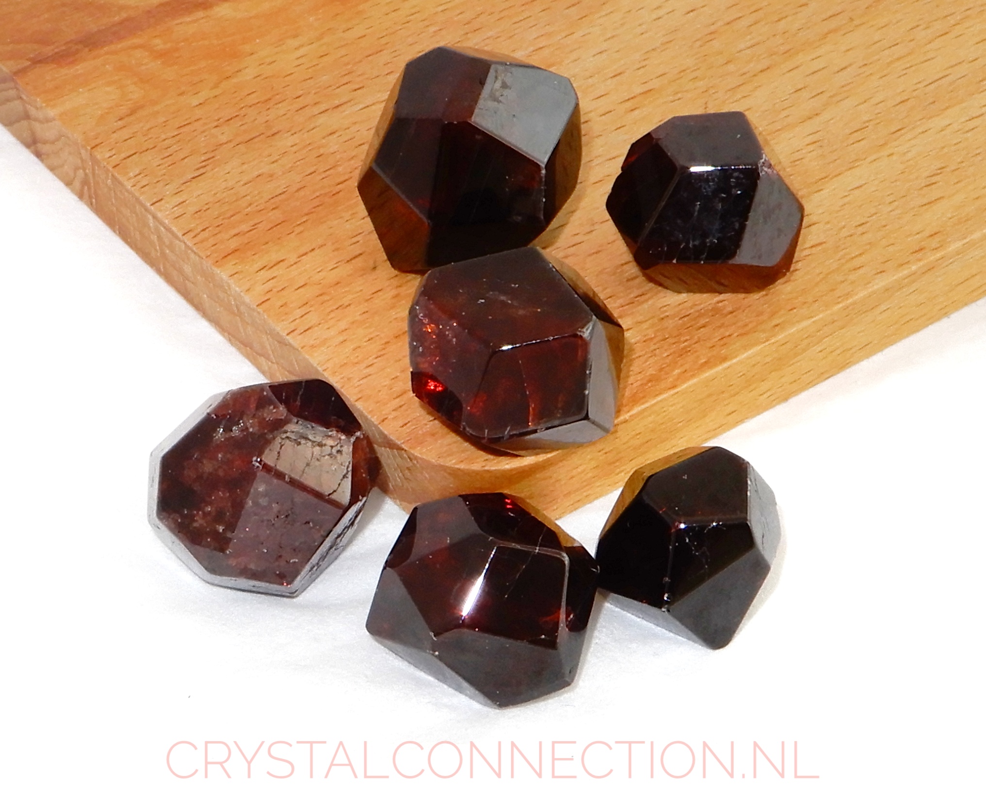 Granaat rood kristal