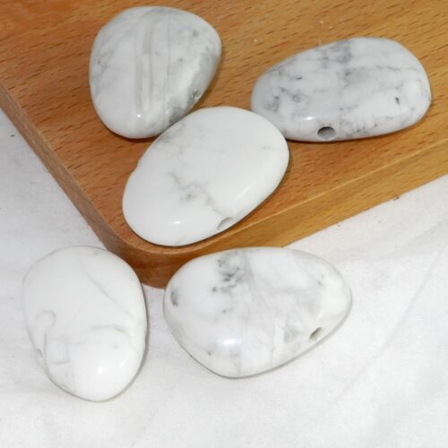 howliet-doorboorde-hanger Howliet doorboorde hanger