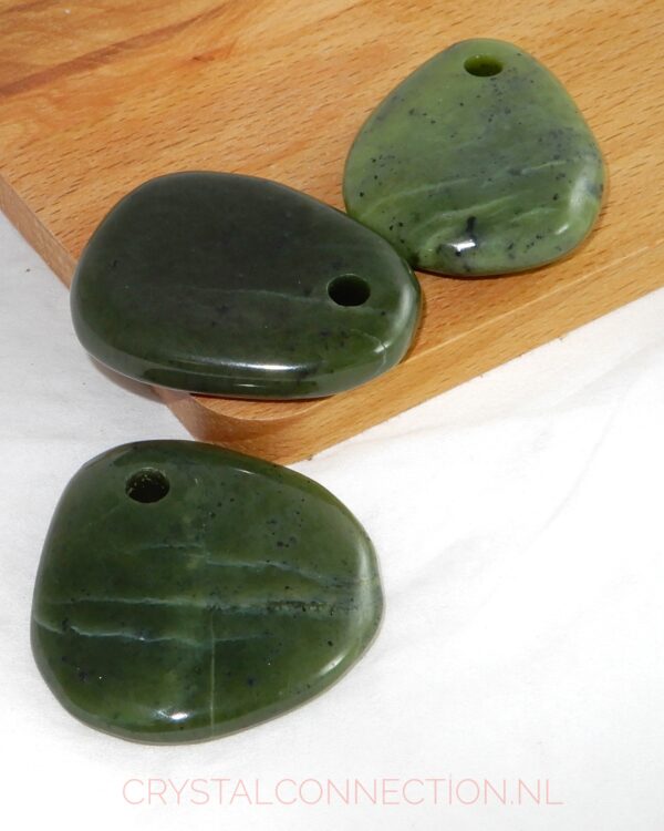 jade-groen-doorboorde-hanger-plat Jade doorboorde hanger