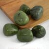 jade-groen-trommelsteen Jade trommelsteen
