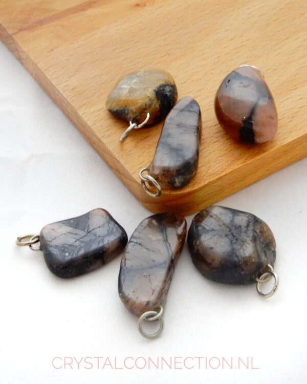 kruissteen-hanger-groot-1-scaled Kruissteen hanger