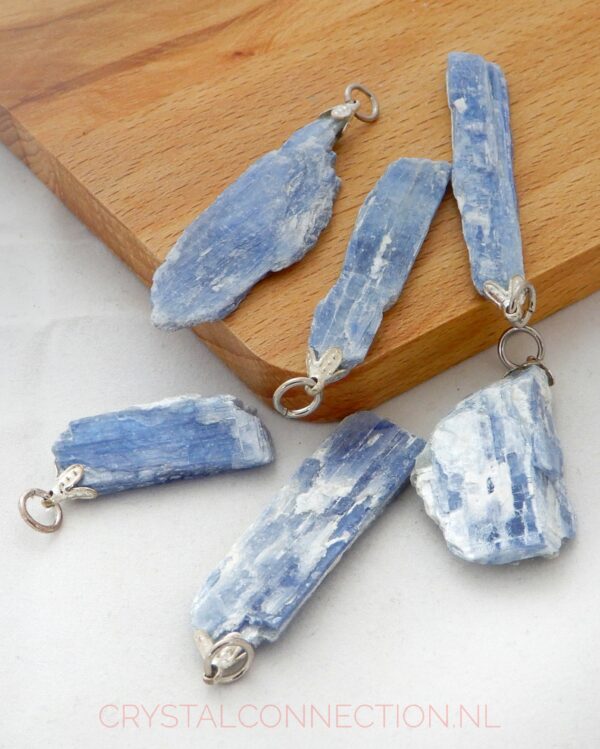 kyaniet-hanger-ruw-groot-1 Kyaniet hanger