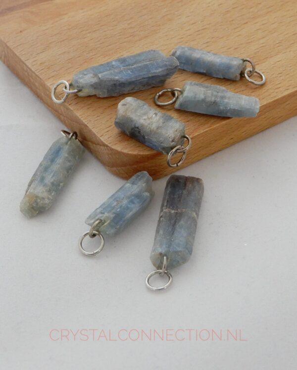 kyaniet-hanger-ruw-klein-scaled Kyaniet hanger