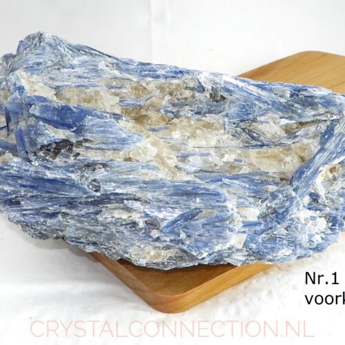 kyaniet-ruw-nr1-voorkant Kyaniet ruw