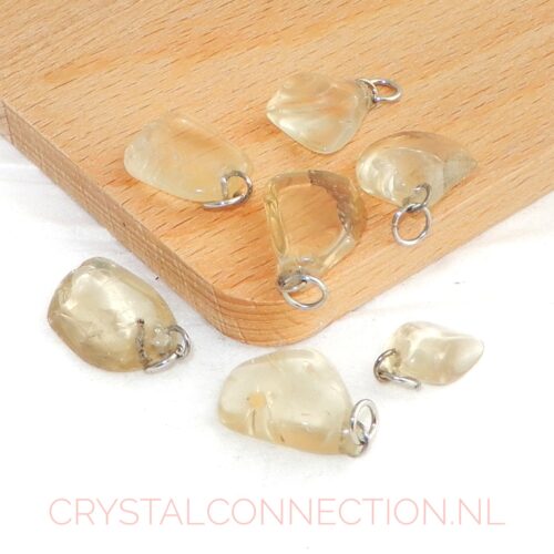 labradoriet-goud-hanger-getrommeld Labradoriet goud hanger