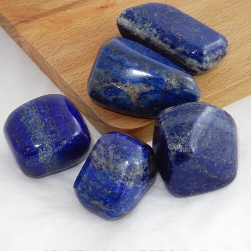 lapislazuli-handgeslepen Lapis lazuli geslepen steen