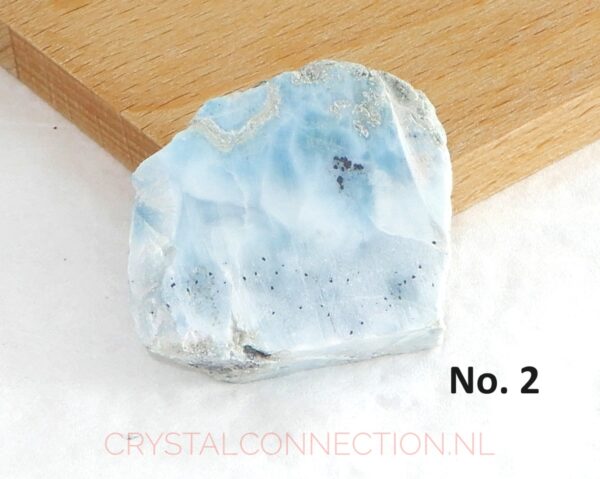 larimar-ruw-aangeslepen-no2 Larimar ruw aangeslepen