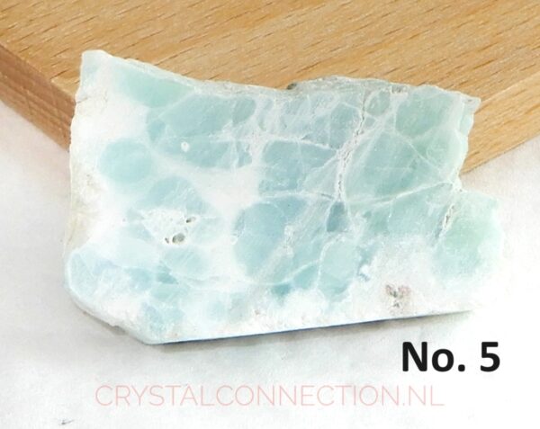 larimar-ruw-aangeslepen-no5 Larimar ruw aangeslepen