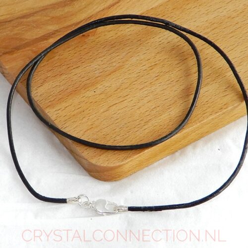 leren-koord-met-sluiting Koordje