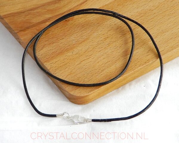 leren-koord-met-sluiting Rozekwarts ketting