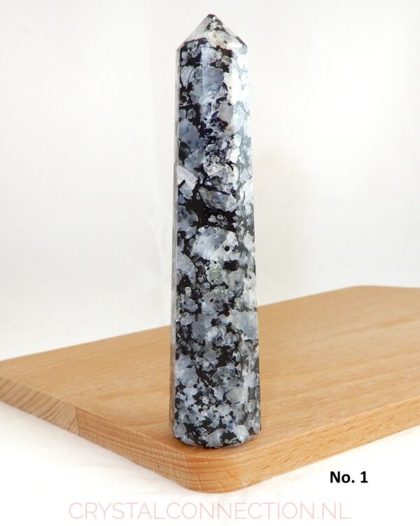 maansteen-blauw-obelisk-no1-1-scaled Toermalijn zwart obelisk geslepen vorm