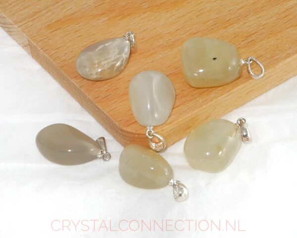 maansteen-hanger-grijs-zilv-oogje Maansteen hanger