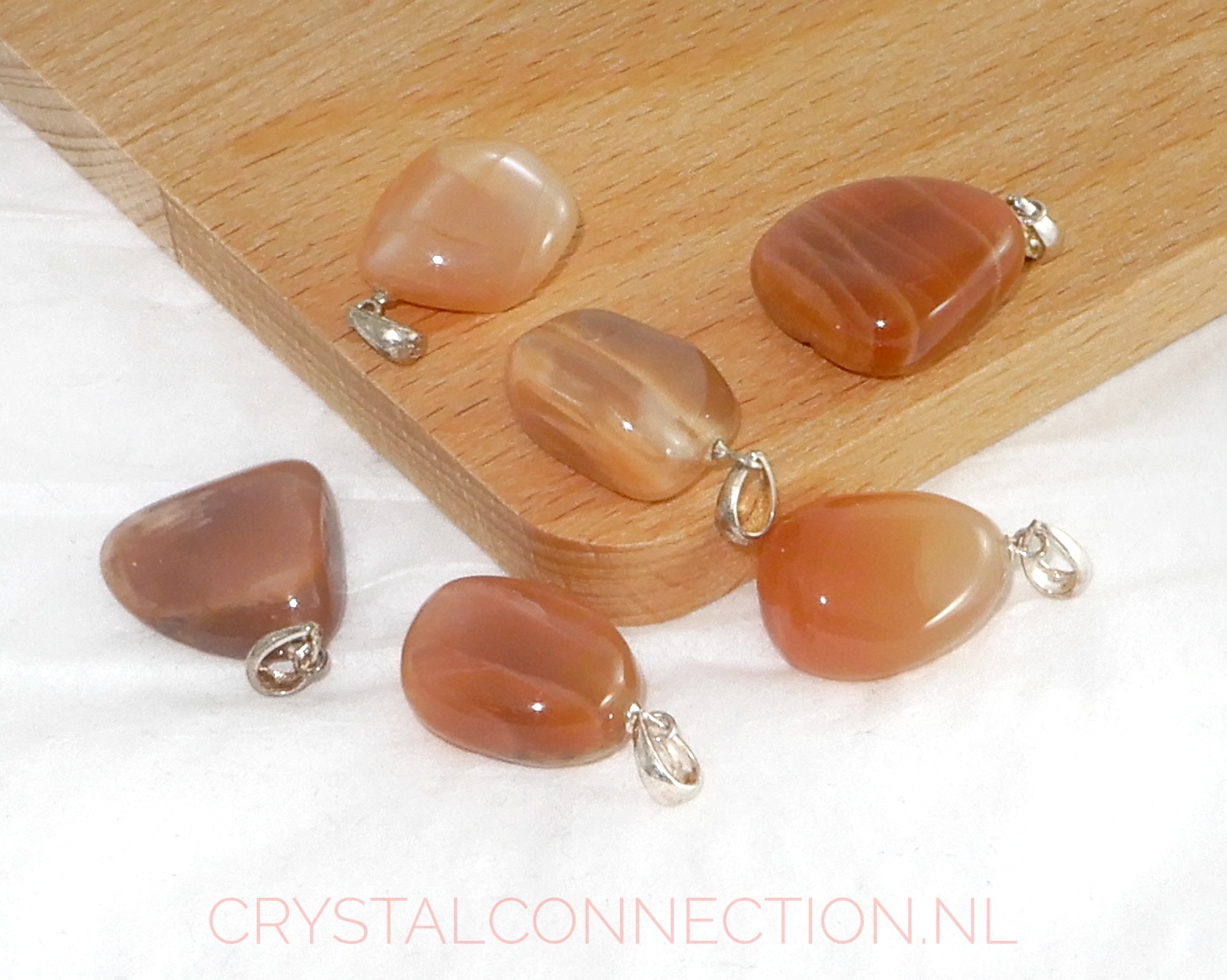 Maansteen abrikoos hanger zilver oogje