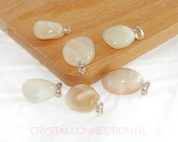 maansteen-hanger-wit-zilv-oogje Maansteen hanger