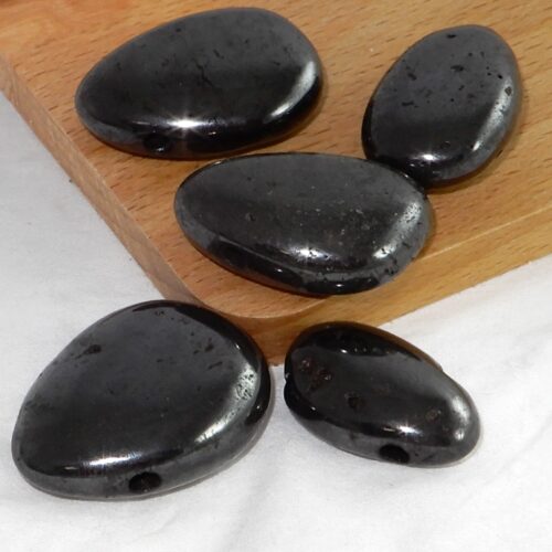 magnetiet-doorboorde-hanger Magnetiet doorboorde hanger