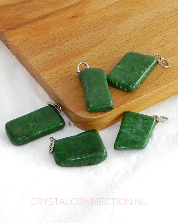 maw-sit-sit-hanger-middel Maw-sit-sit hanger