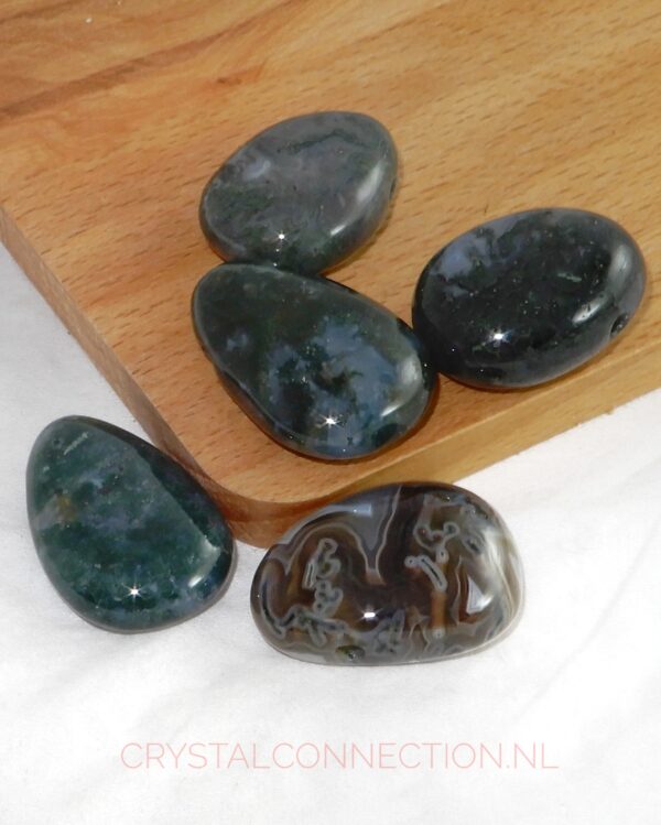 mosagaat-doorboorde-hanger Mosagaat doorboorde hanger