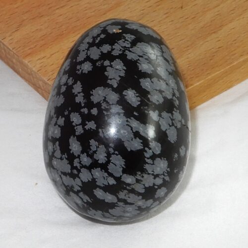 obsidiaan-ei-4cm Obsidiaan sneeuwvlok ei