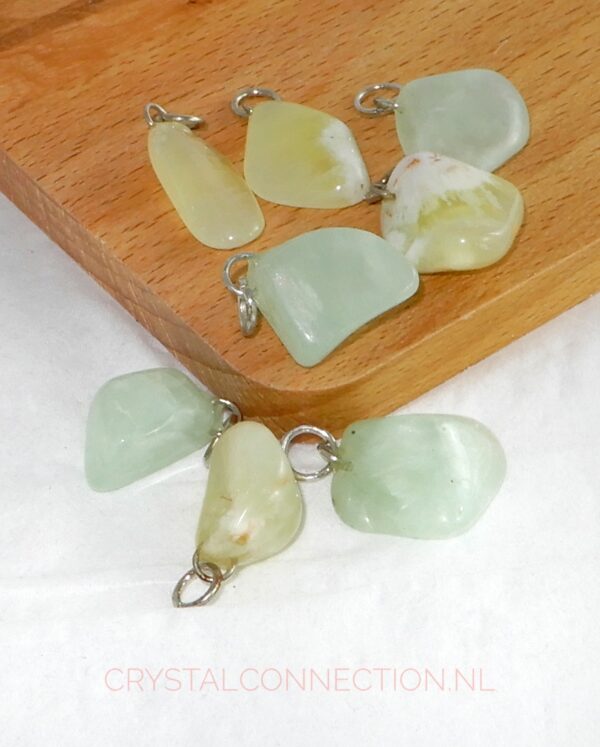 prehniet-hanger-klein Prehniet hanger