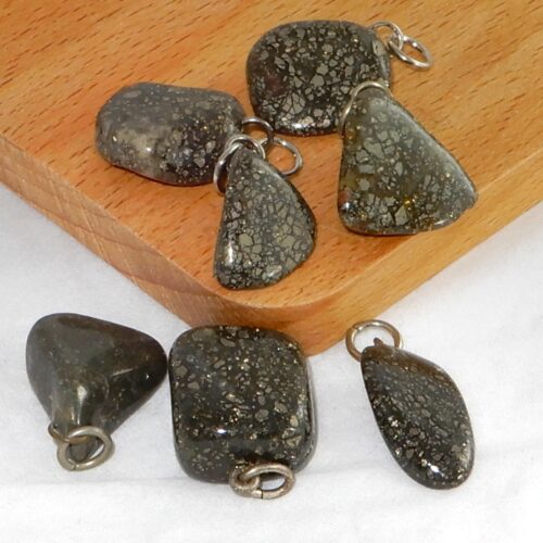 pyriet-agaat-hanger Pyriet-agaat hanger