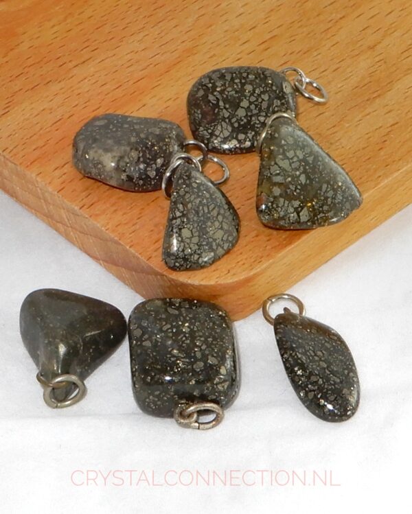 pyriet-agaat-hanger Pyriet-agaat hanger