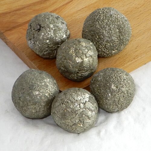 pyriet-china-knol-middel Pyriet knol ruw